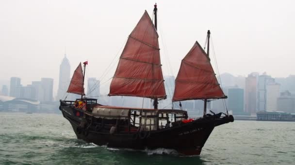 Turisté na okružní výlet kolem Hong Kong — Stock video