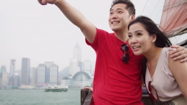 Turisták városnézés utazás ezen a környéken: Hong Kong — Stock videók