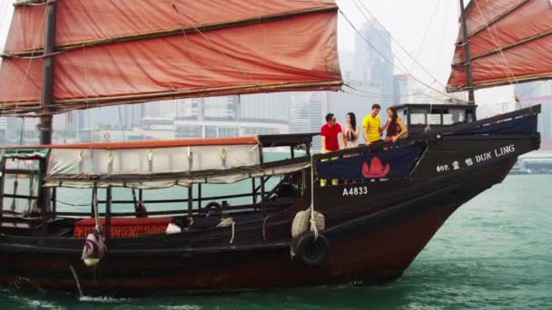 Turisti in giro per Hong Kong — Video Stock