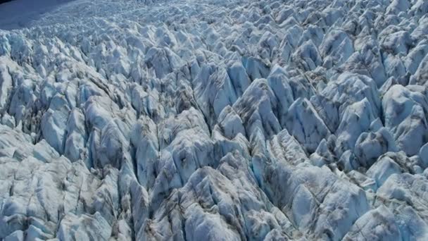 冰川形成的裂缝和其他区别 — 图库视频影像