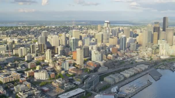 Waterfront  of Seattle city at sunset — Stock Video