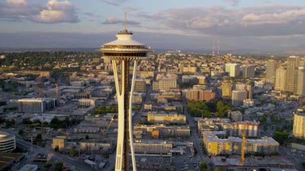 Space Needle uitkijktoren in Seattle — Stockvideo