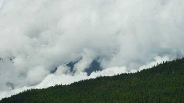 Clouds swirling across Mountain Peaks — Stock Video