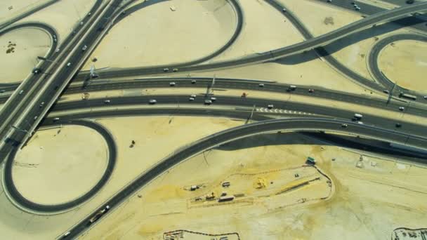 Dubai Sheikh Zayed Intersección de carreteras — Vídeo de stock