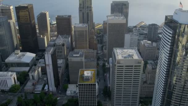 Blocos de escritórios no centro de Seattle — Vídeo de Stock