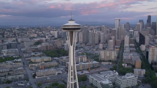 Space Needle uitkijktoren in Seattle — Stockvideo