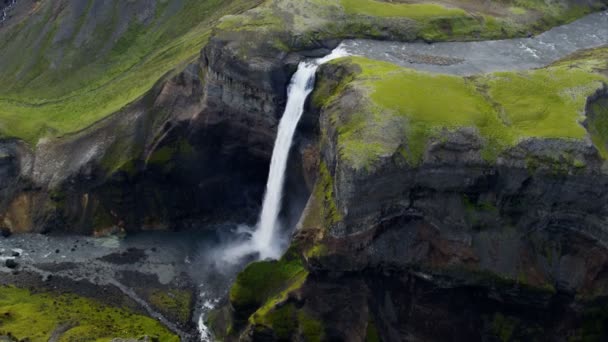 Island Haifoss vodopád — Stock video