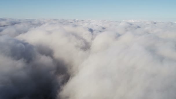 Nubes de cúmulos voladoras — Vídeos de Stock