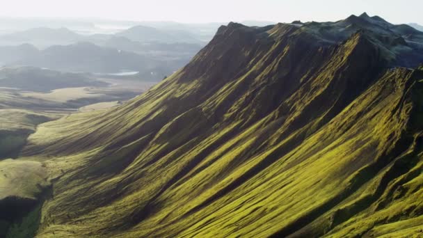 Islanda regione rocciosa di montagna — Video Stock