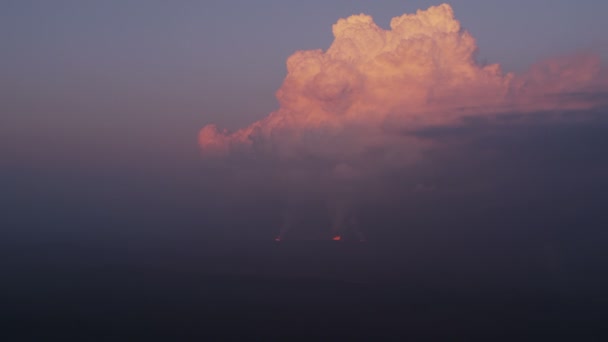 Clouds of smoke and ash from volcanic lava — Stock Video