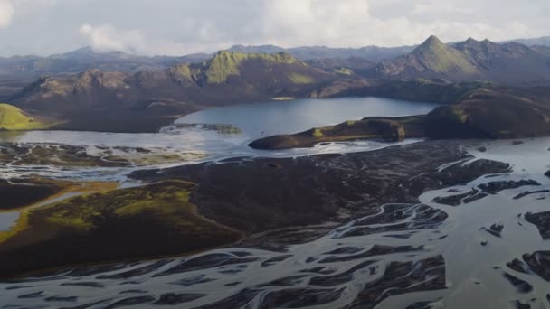 Vulkanische landschap van IJsland — Stockvideo