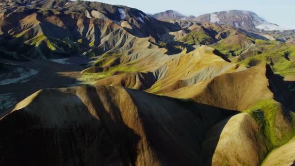 Rotsachtige berggebied van IJsland — Stockvideo