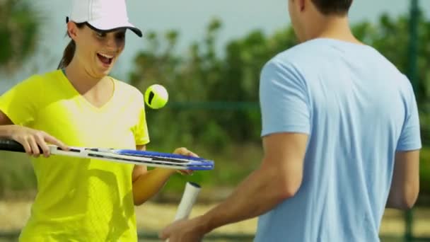 Tenis ortakları oyun hazırlama — Stok video