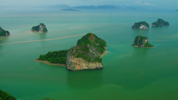 Vista aérea de la bahía de Phang Nga — Vídeos de Stock