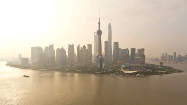 Shanghai stad och floden Huangpu — Stockvideo