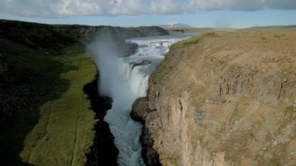 Όμορφη Καταρράκτης Gullfoss στην Ισλανδία — Αρχείο Βίντεο