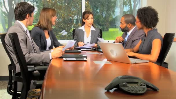 Multi etnikai üzleti emberek, amelyek a találkozó — Stock videók