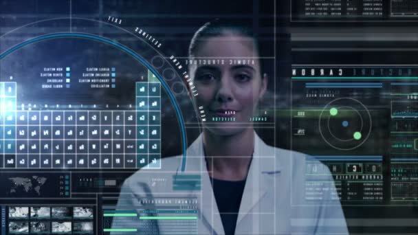 Жінка-лікар з використанням технології сенсорного екрану — стокове відео