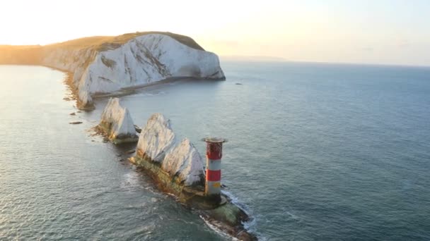 Faro helipuerto de Wight agujas — Vídeo de stock