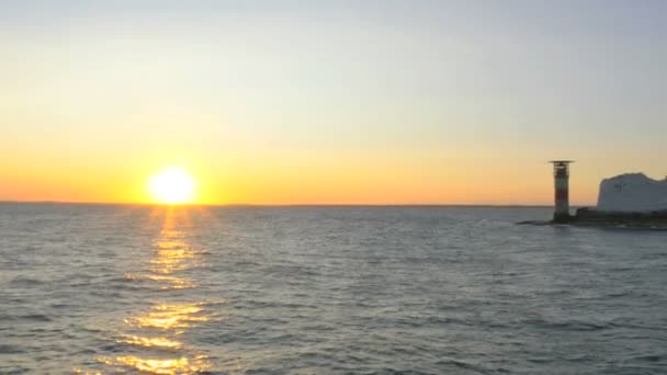 Isle of Wight Needles coastline at sunset — Stock Video