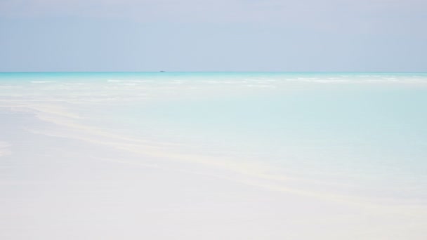 Schöner tropischer Strand — Stockvideo