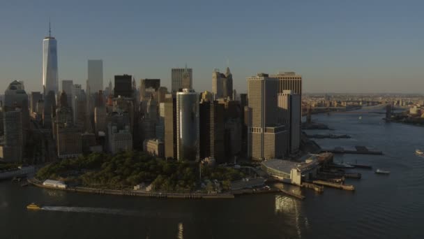 Нью-Йоркський міський горизонт з хмарочосами — стокове відео