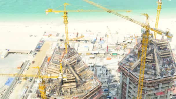 Estaleiro de construção na costa em Dubai — Vídeo de Stock