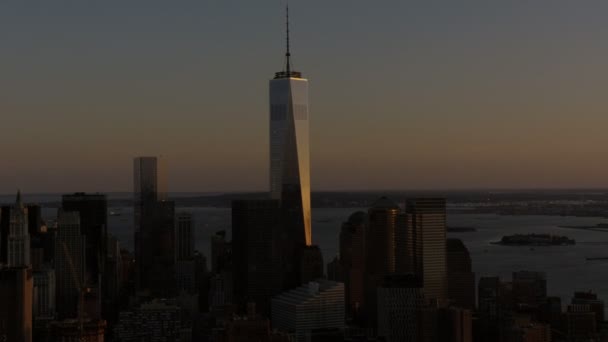 Ciudad de Nueva York skyline con rascacielos — Vídeo de stock