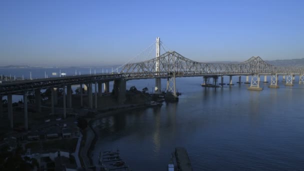 Oakland Bay Bridge in San Francisco — Stockvideo