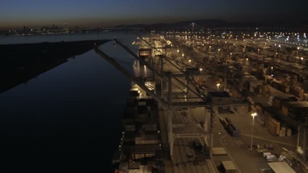 Puerto de contenedores de Oakland Bahía de San Francisco — Vídeo de stock