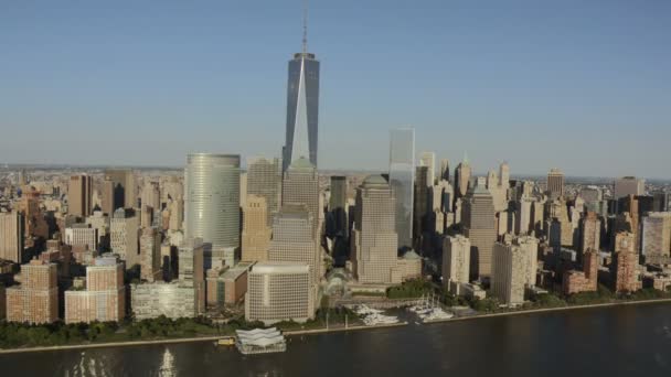 Ciudad de Nueva York skyline con rascacielos — Vídeos de Stock