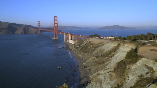 Ponte de suspensão Golden Gate em São Francisco — Vídeo de Stock