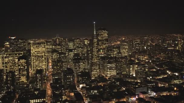 Wolkenkrabbers, daken en straten van de stad van San Francisco — Stockvideo