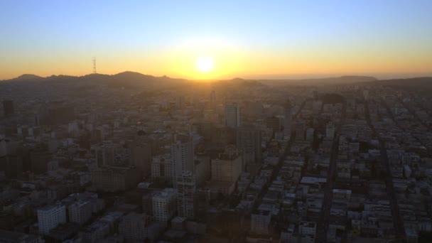 Letecký pohled na předměstí San Francisco — Stock video