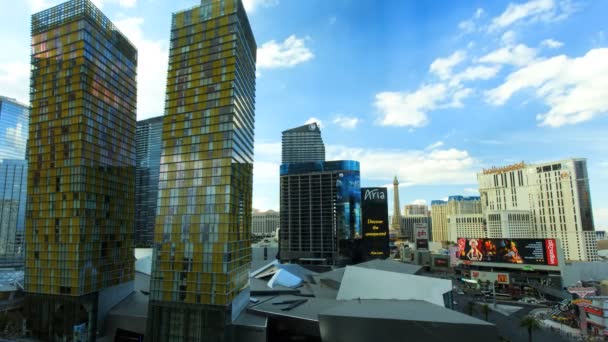 Las Vegas stad verlicht neonreclames — Stockvideo