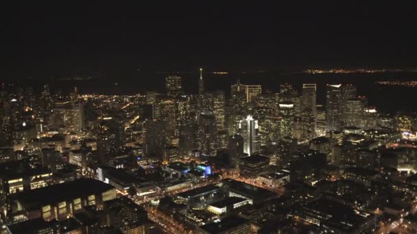 Rascacielos, tejados y calles de la ciudad de San Francisco — Vídeo de stock