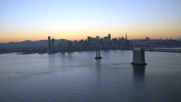 Oakland Bay Bridge en San Francisco — Vídeo de stock