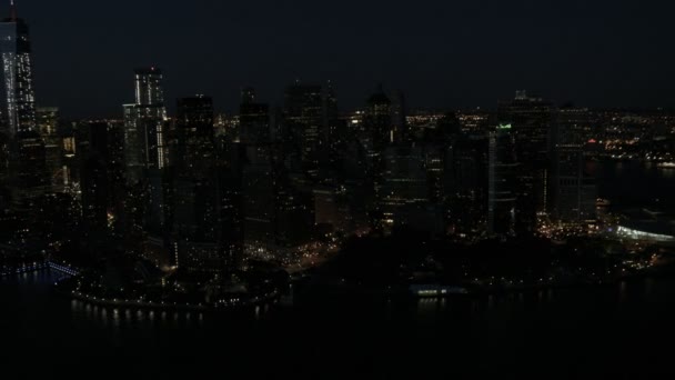 New York City met at night — Stockvideo