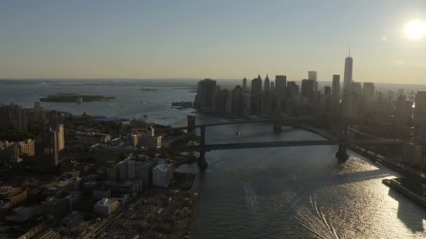 Ciudad de Nueva York skyline con rascacielos — Vídeo de stock