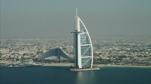 Отель Burj Al Arab в Дубае — стоковое видео