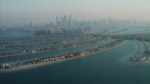 Luchtfoto van Palm Jumeirah in Dubai — Stockvideo