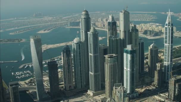 Vista aérea do horizonte da cidade de Dubai — Vídeo de Stock