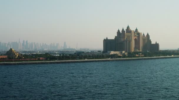 Отель Dubai Palm Jumeirah — стоковое видео