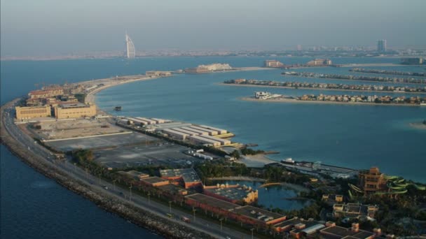 Letecký pohled na Palm Jumeirah luxusní domy — Stock video