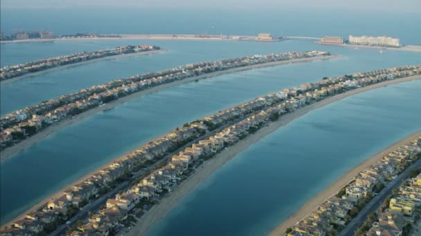 Letecký pohled na Palm Jumeirah v Dubaji — Stock video