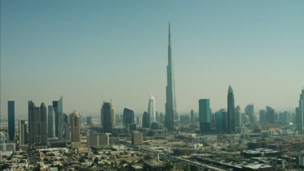 Dubai skyline con Burj Khalifa rascacielos — Vídeos de Stock