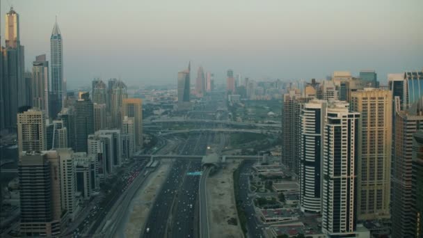 Ντουμπάι Σεΐχη zayed road — Αρχείο Βίντεο