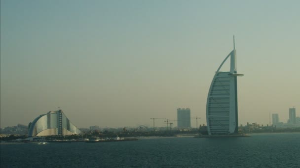 Burj al Arab 7-звездочный отель в Дубае — стоковое видео
