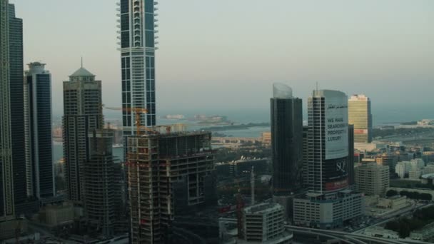 Vista aérea del horizonte de la ciudad de dubai — Vídeos de Stock