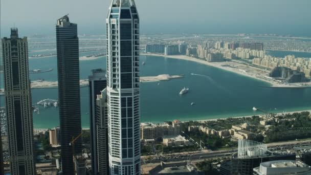 Luchtfoto van de stad Dubai — Stockvideo